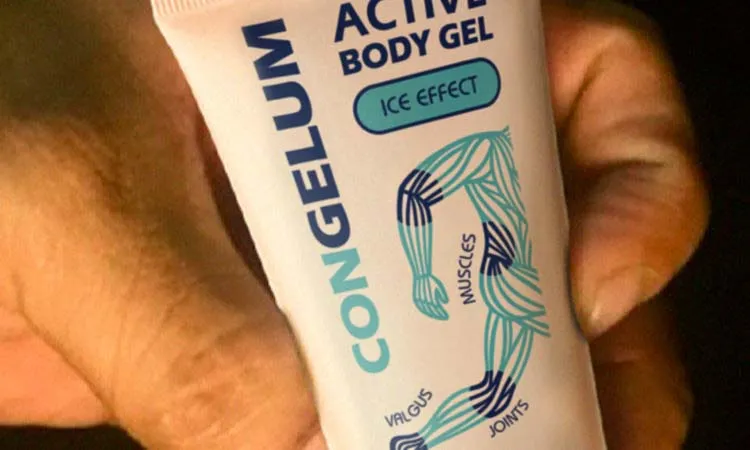 Application of Congelum Gel on the lower back.